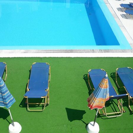 Karina Hotel เวนิทเซส ภายนอก รูปภาพ