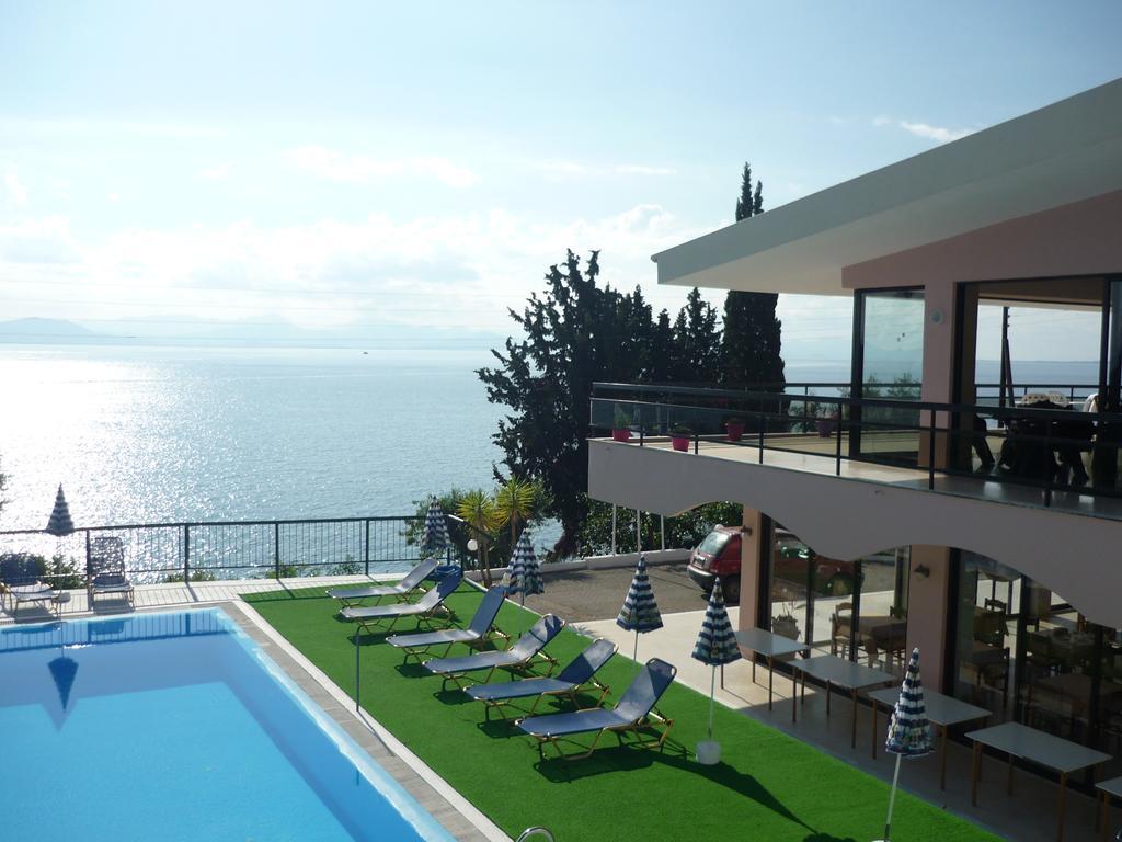 Karina Hotel เวนิทเซส ภายนอก รูปภาพ